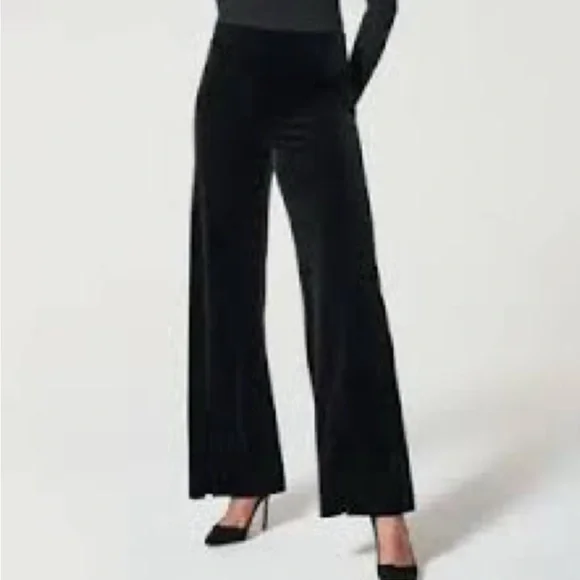 SPANX Holiday- Velour Slit Hem Pants- 1X - Picture 2 of 8